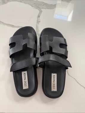 Steve Madden Black Leather Mayve Slide Sandals Sz 6.5